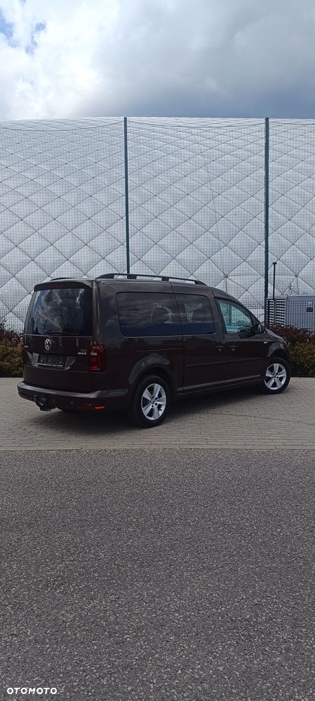 Volkswagen Caddy Maxi 2.0 TDI Highline - 25