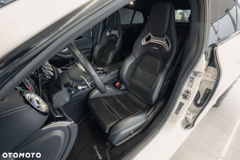 Mercedes-Benz AMG GT 43 4-Matic+ - 13