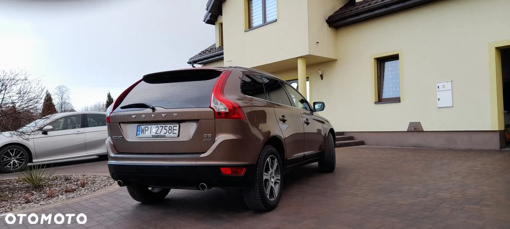 Volvo XC 60 - 8