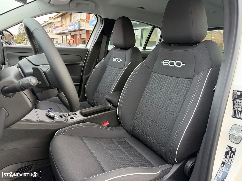 Fiat 600 1.2 Hybrid Icon - 9