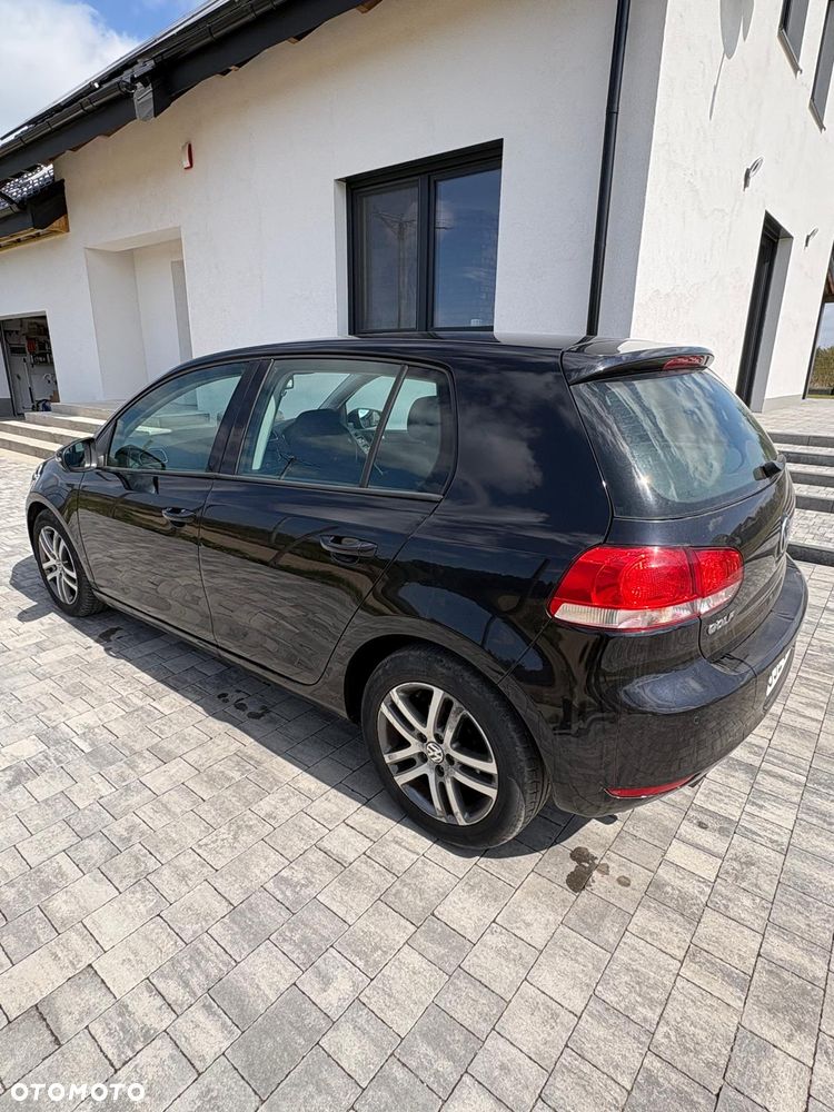 Volkswagen Golf 2.0 TDI DPF Comfortline - 4