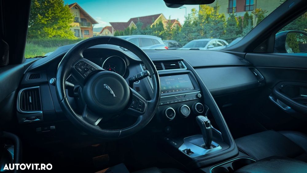 Jaguar E-Pace D180 AWD Aut. R-Dynamic HSE - 11