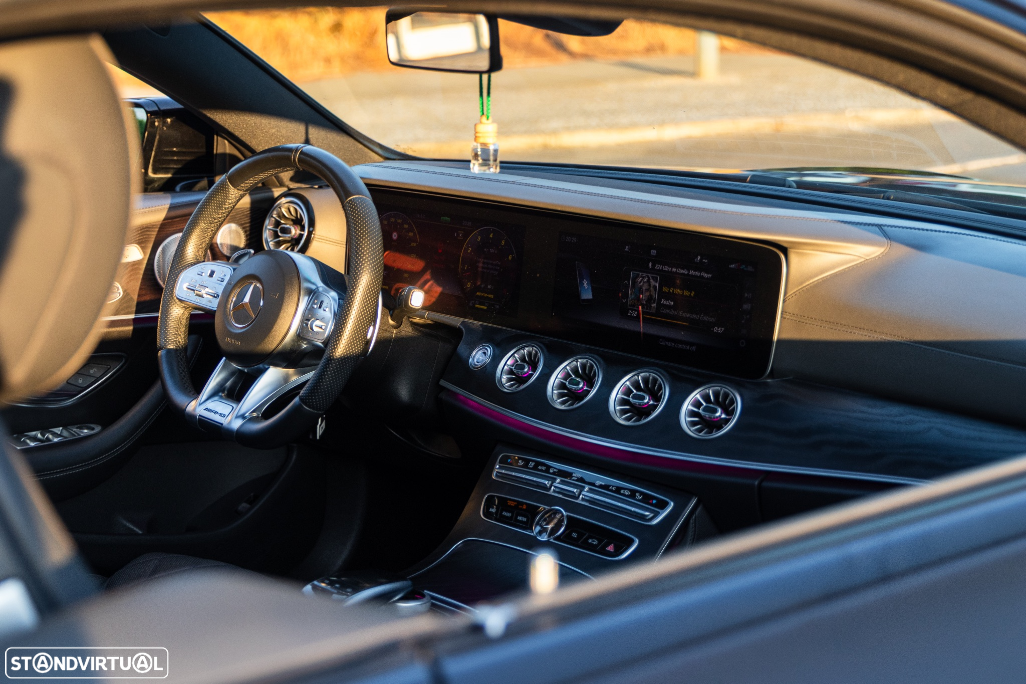 Mercedes-Benz E 53 AMG 4-Matic+ - 11