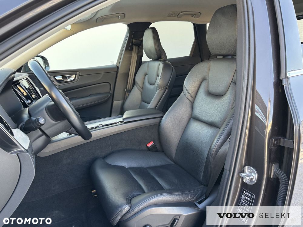 Volvo XC 60 - 8