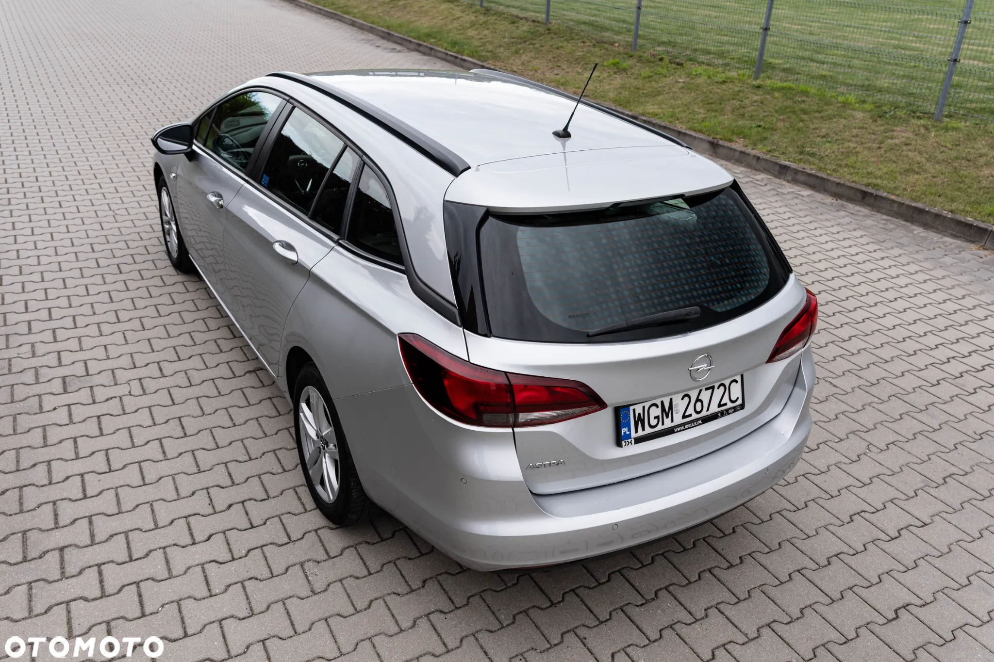 Opel Astra V 1.4 T Edition S&S - 12