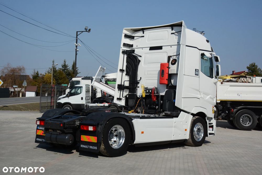 Renault T 520 Comfort / 2017r. / Cała na poduszkach / Kabina Salonka / 2 baki / Klima postojowa - 7