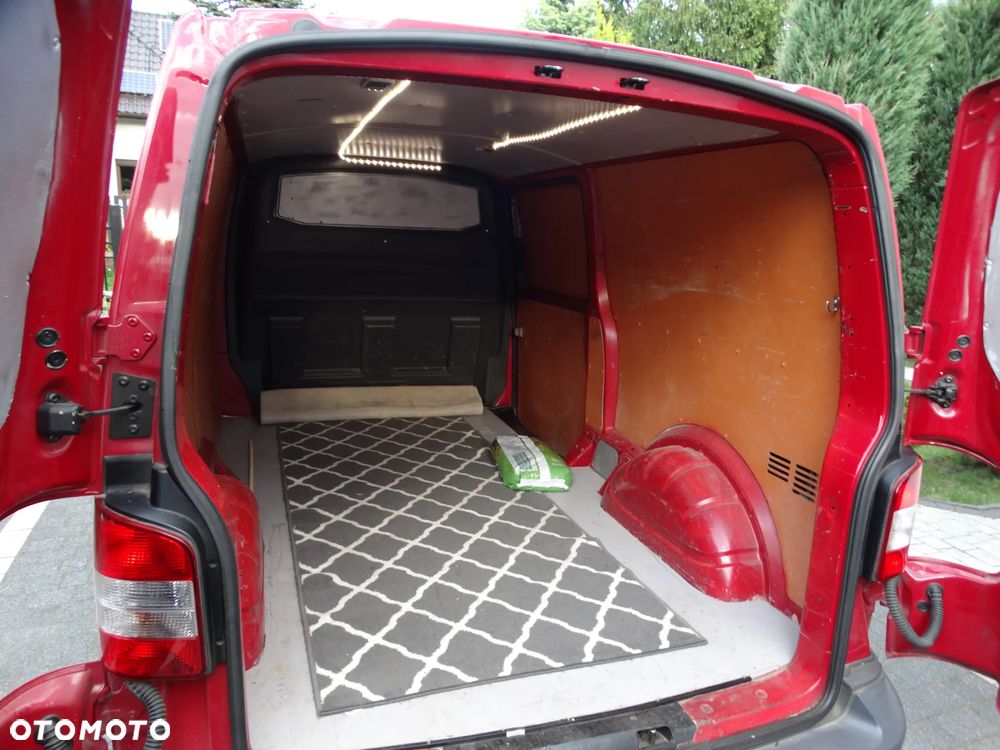 Volkswagen Transporter - 11