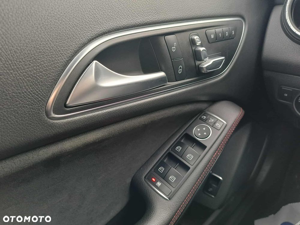 Mercedes-Benz CLA 200 (CDI) d 4Matic 7G-DCT AMG Line - 20