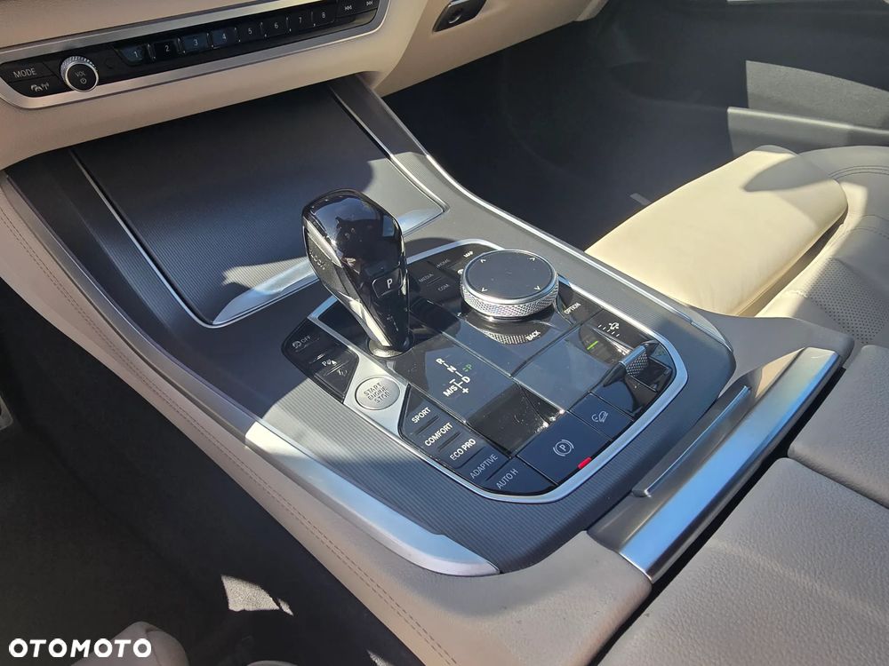 BMW X5 xDrive30d mHEV sport - 28