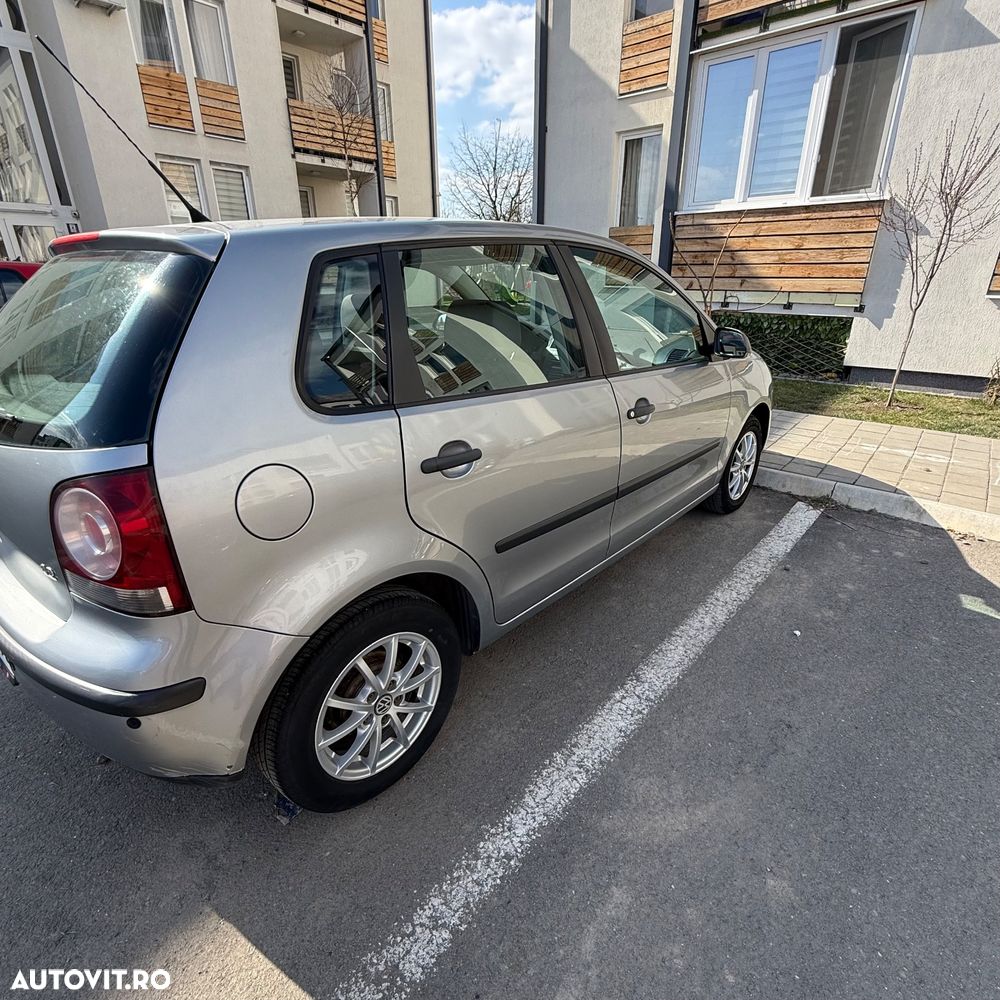 Volkswagen Polo - 11