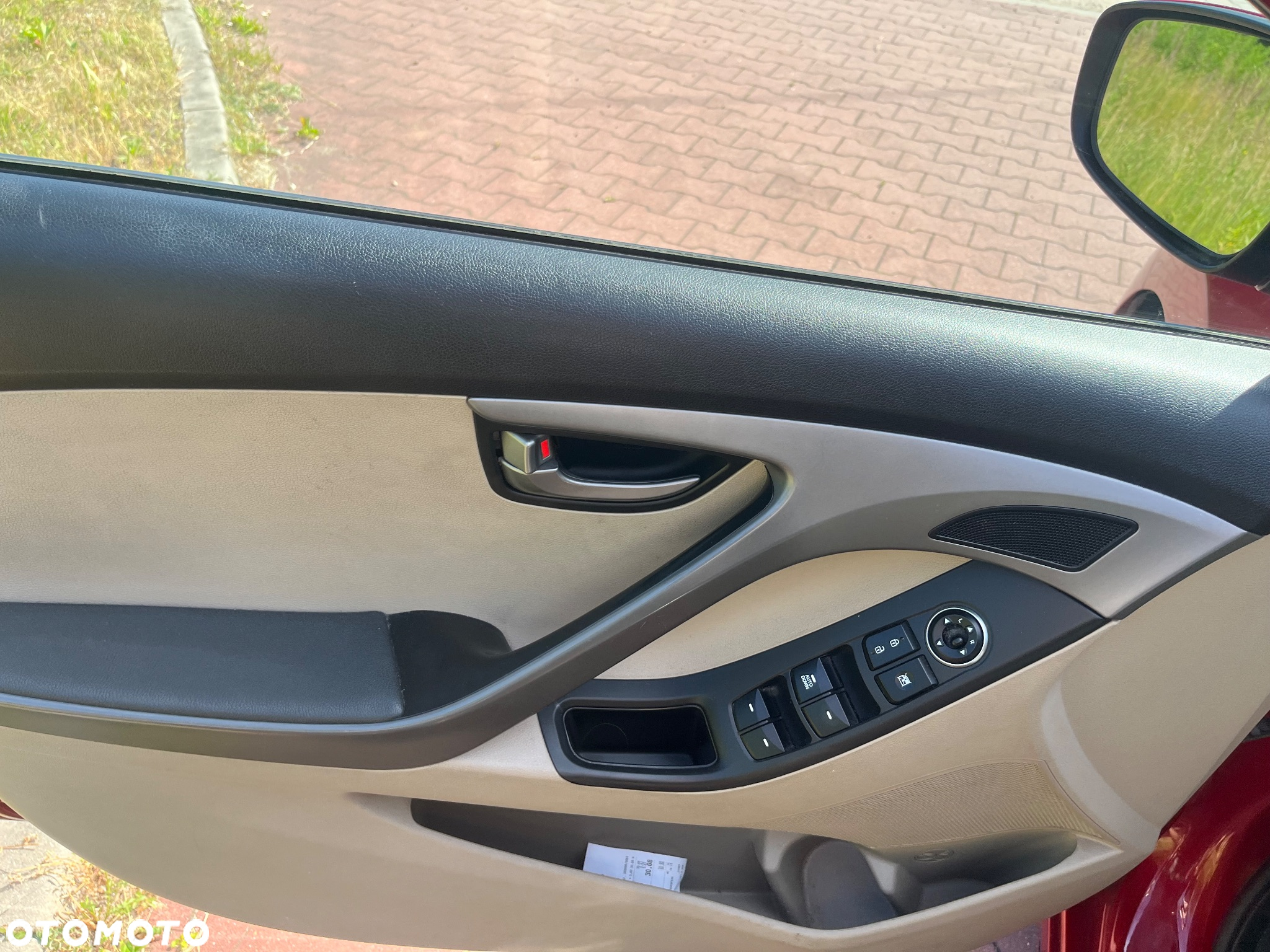 Hyundai Elantra - 18