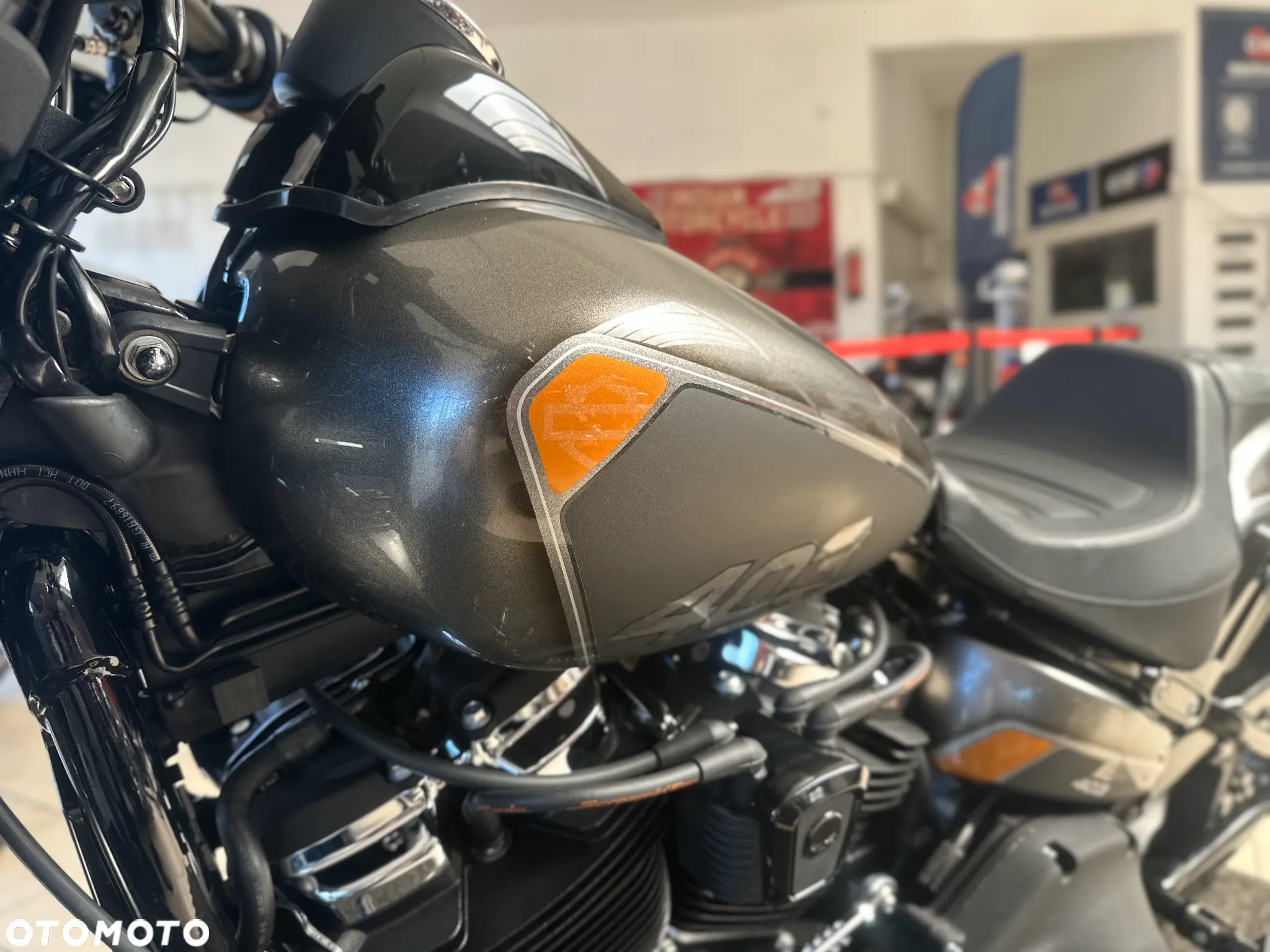 Harley-Davidson Softail Fat Bob - 18