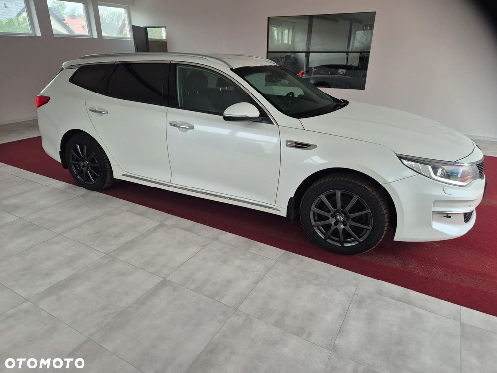 Kia Optima - 4