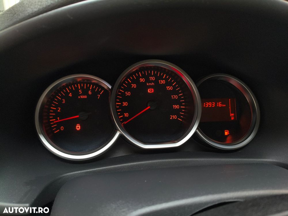 Dacia Logan Stepway 0.9 TCe - 10