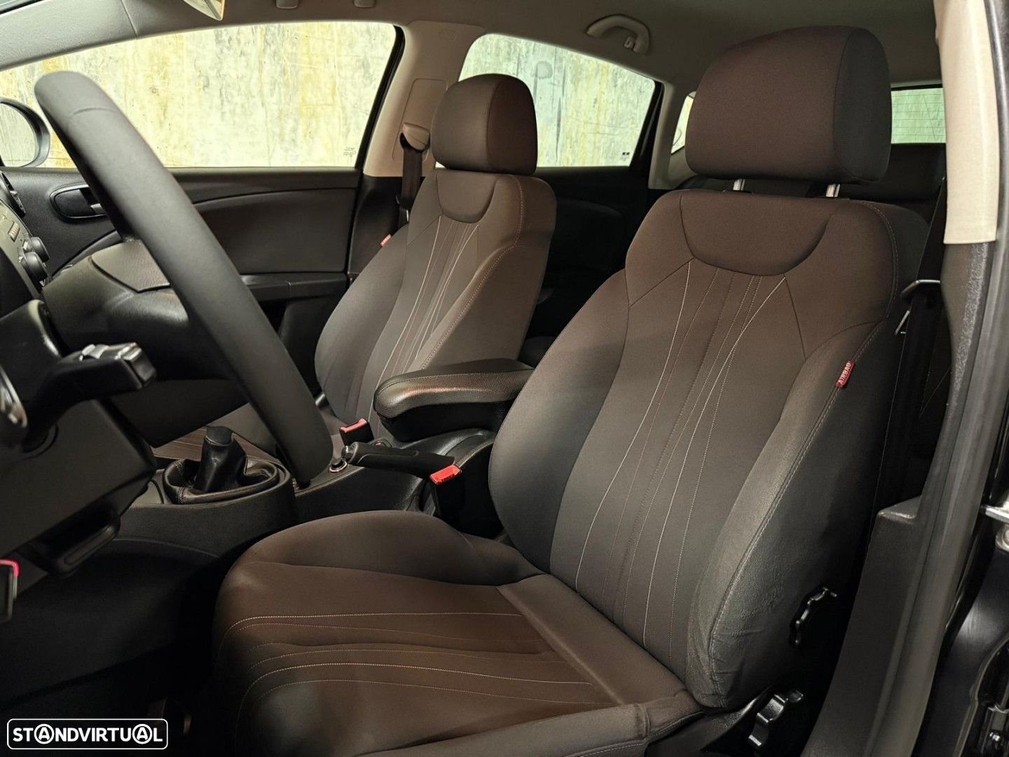 SEAT Leon 1.6 TDI Reference - 12