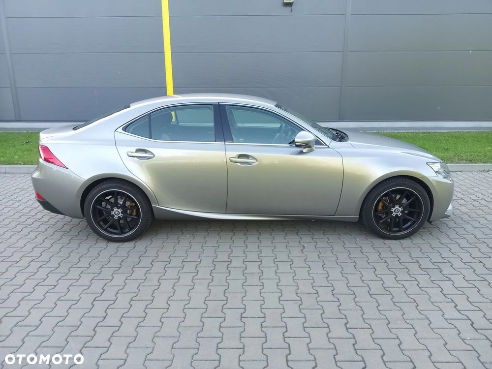 Lexus IS 250 Classic - 8