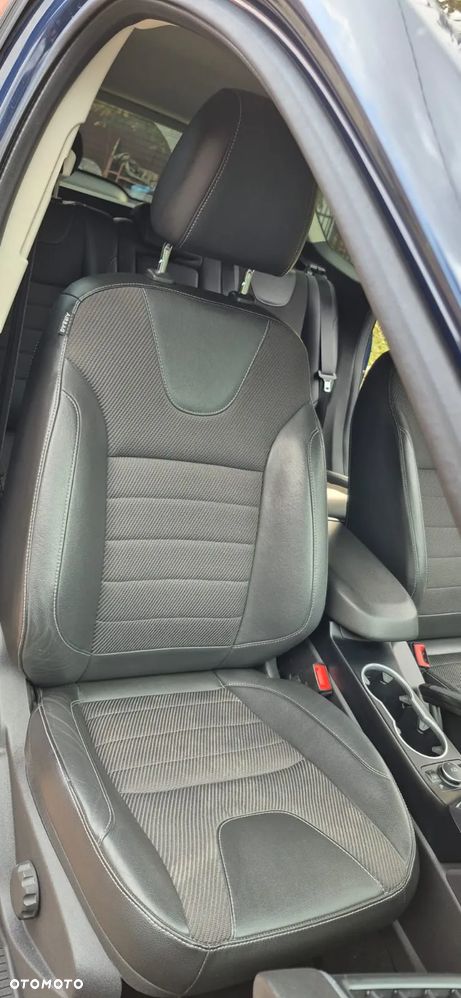 Ford Kuga 2.0 TDCi 4WD Titanium Plus - 10