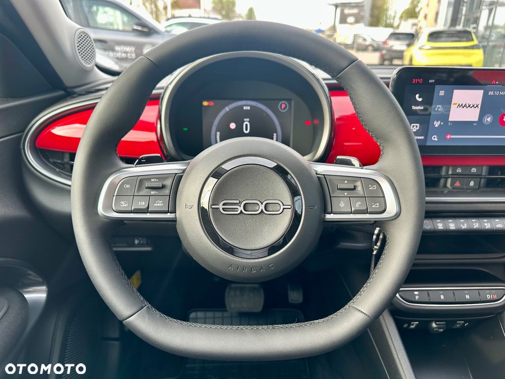 Fiat 600 1.2 Turbo Hybrid eDCT - 15