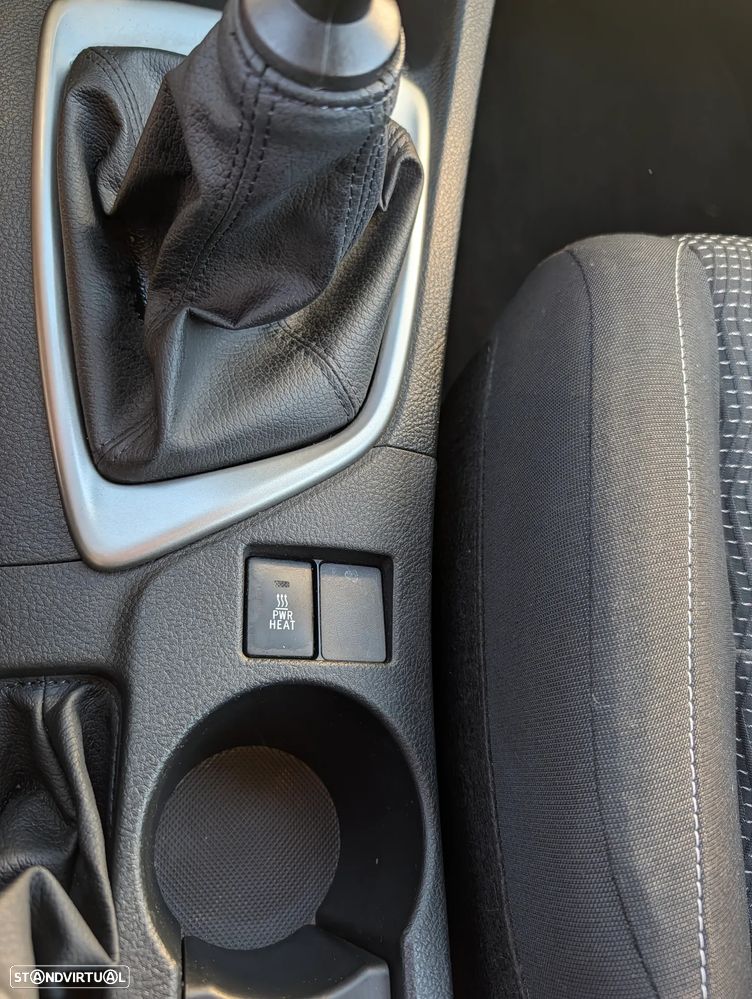 Toyota Auris - 11