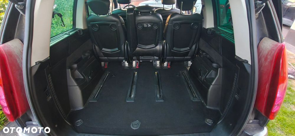 Peugeot 807 - 13