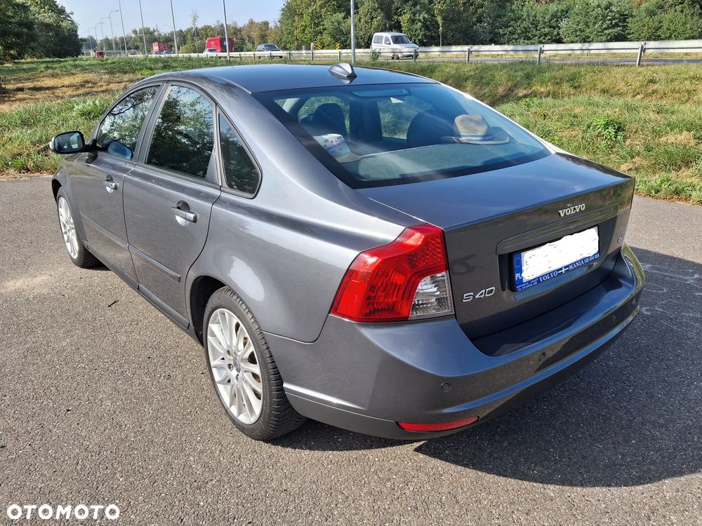 Volvo S40 2.4i - 9