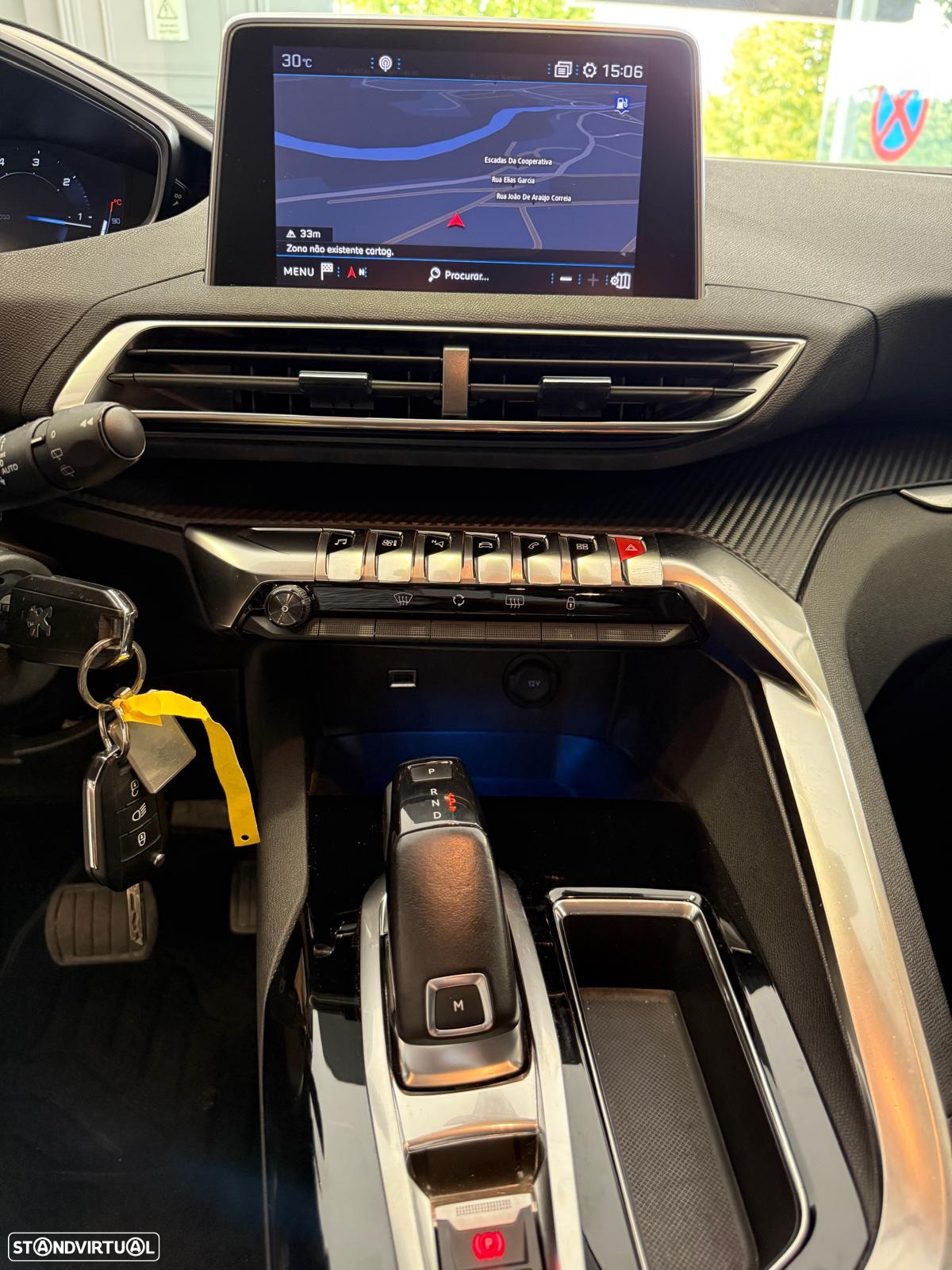 Peugeot 5008 1.5 BlueHDi Allure Pack EAT8 - 10