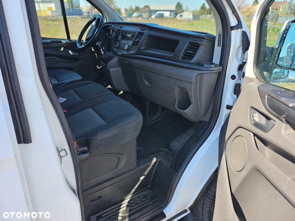Ford Transit custom - 11
