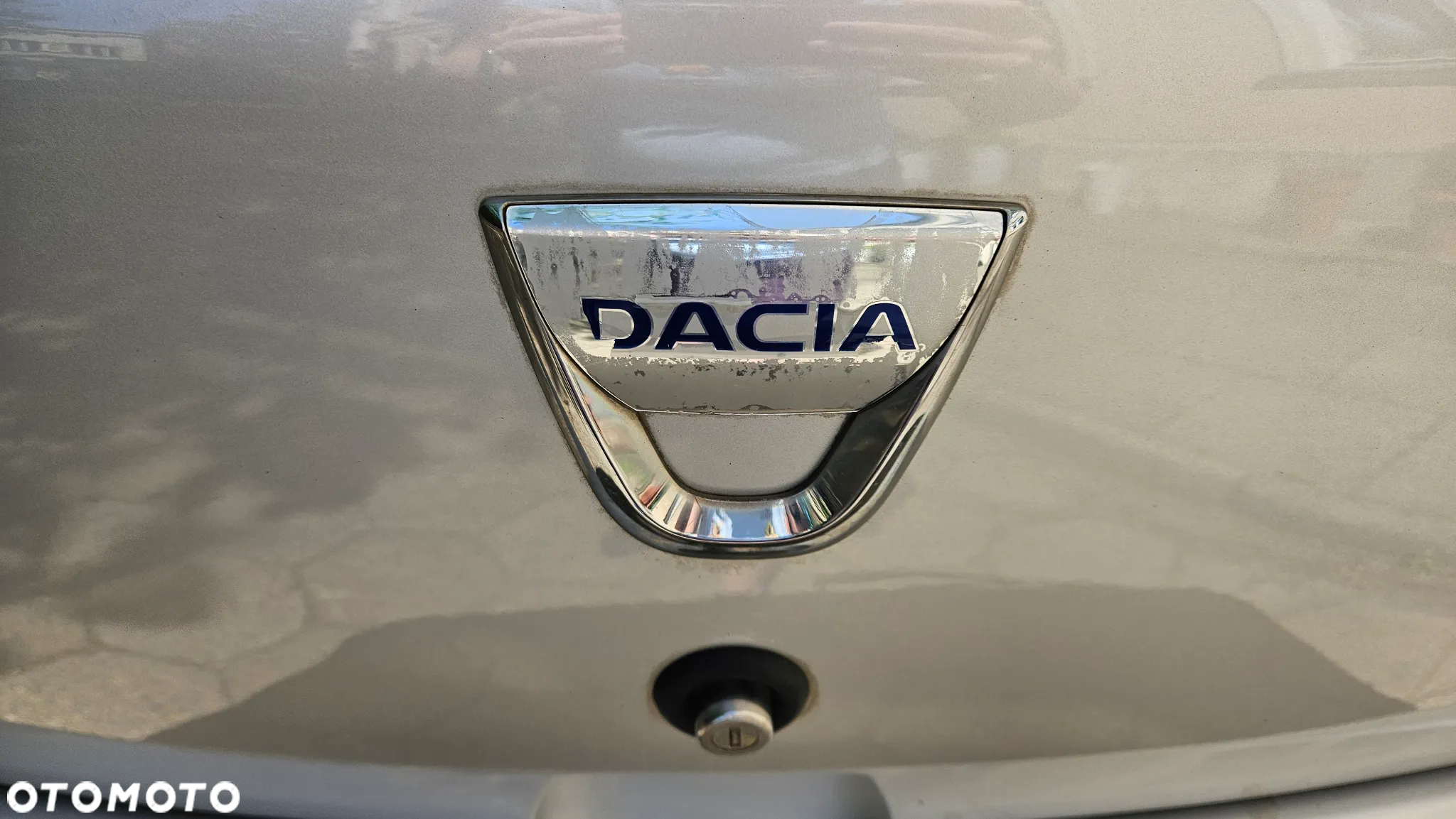 Dacia Sandero 1.6 MPI Stepway - 3