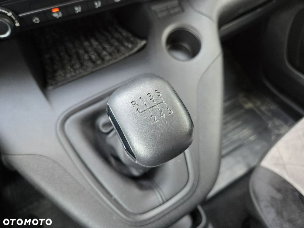 Toyota Proace City Verso 1.5 D-4D Business - 23