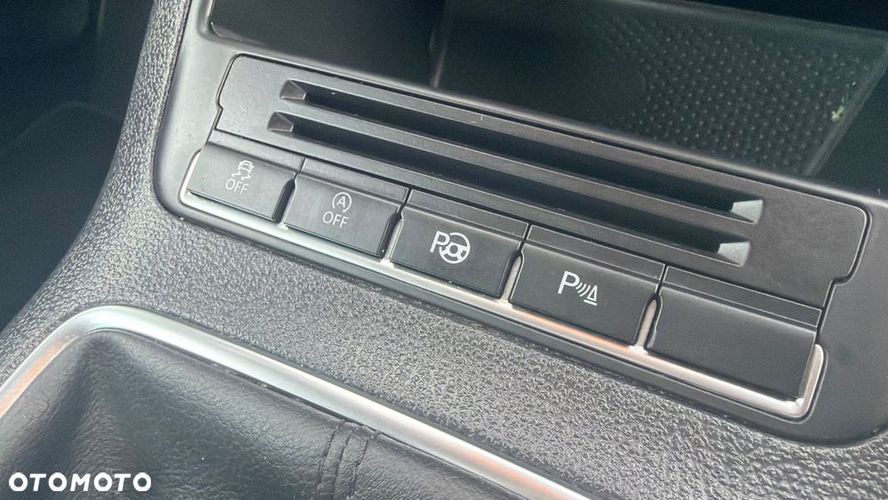 Volkswagen Tiguan 2.0 TDI DPF Sport & Style - 23