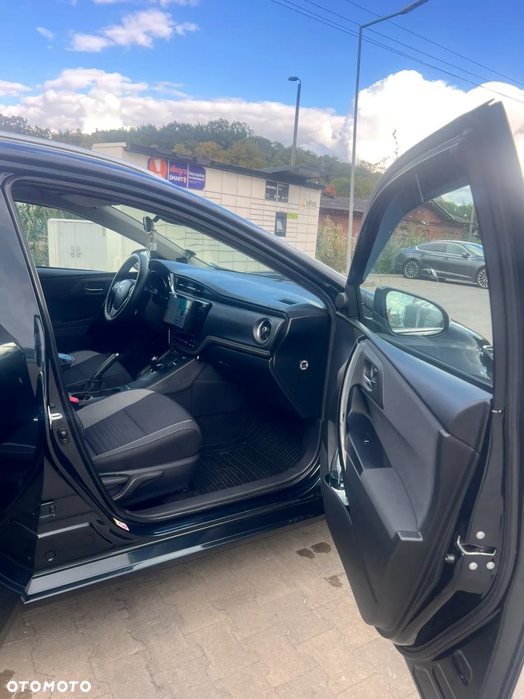 Toyota Auris 1.8 HSD Luna - 20