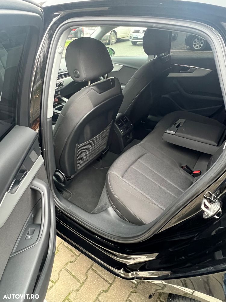 Audi A4 35 TFSI S tronic MHEV Advanced - 12