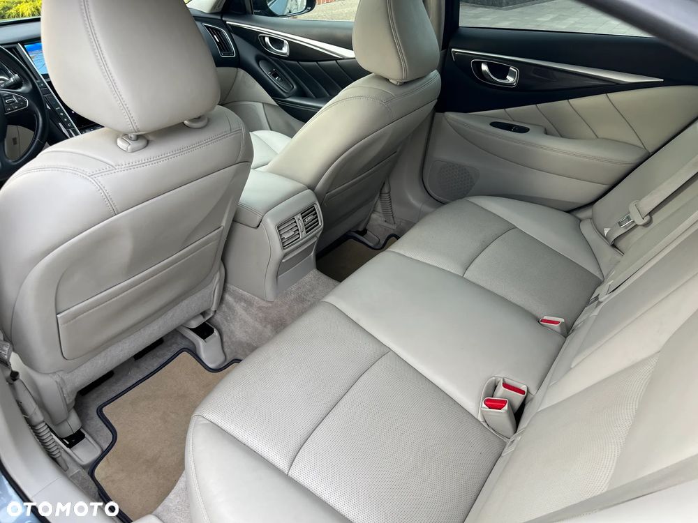 Infiniti Q50 - 14