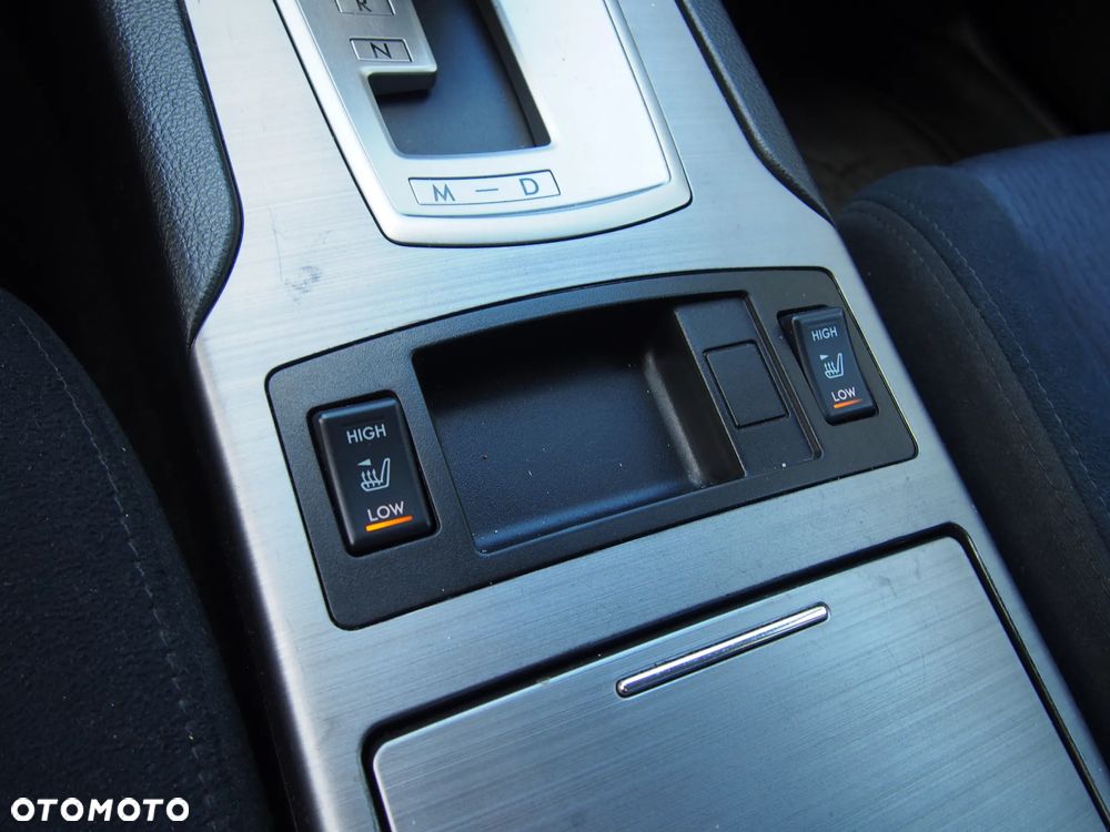 Subaru Outback 2.5i Lineartronic Active - 25