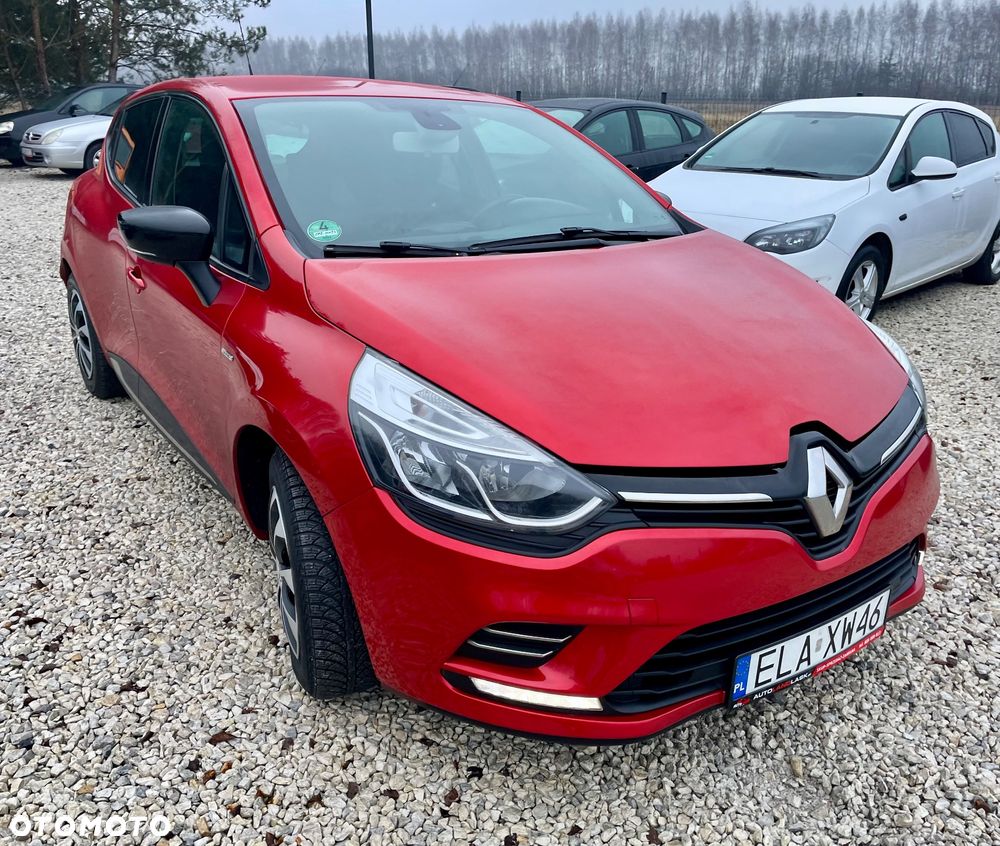 Renault Clio 1.2 16V 75 Luxe - 2