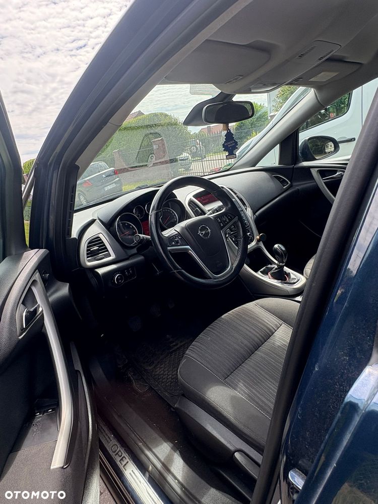 Opel Astra 1.4 T Enjoy - 14