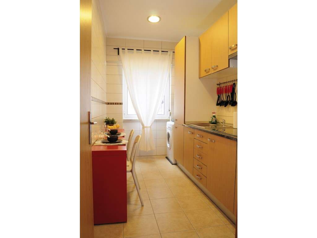 Quarto c/ despesas incluídas na Amadora - Centro - Grande imagem: 5/12