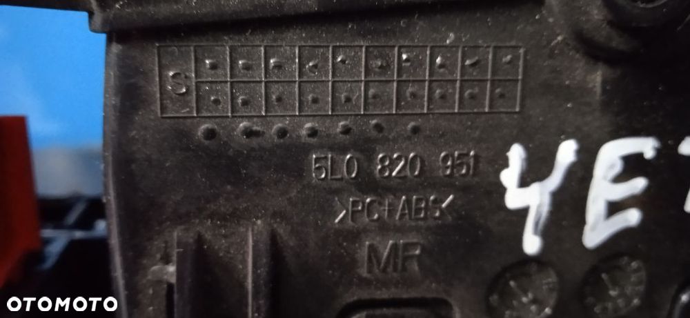 Kratka nawiewu środkowa Skoda Yeti 5L0820951 - 3