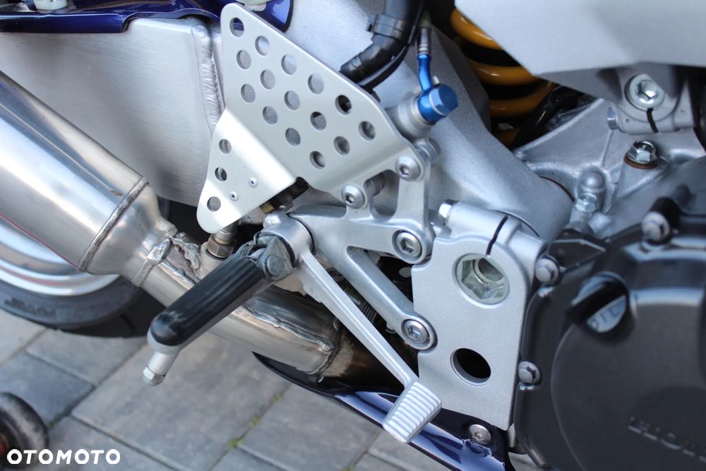 Honda CBR - 19