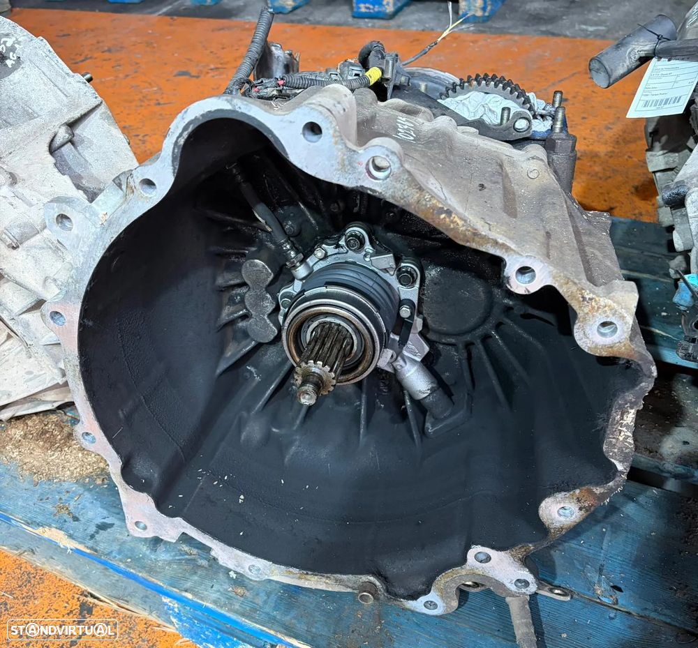 Caixa de Velocidades Mitsubishi Canter 3.0 Ref: MO27 - 2