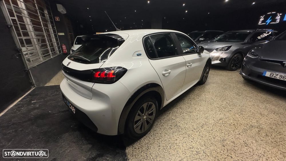 Peugeot e-208 50 kWh Style - 27