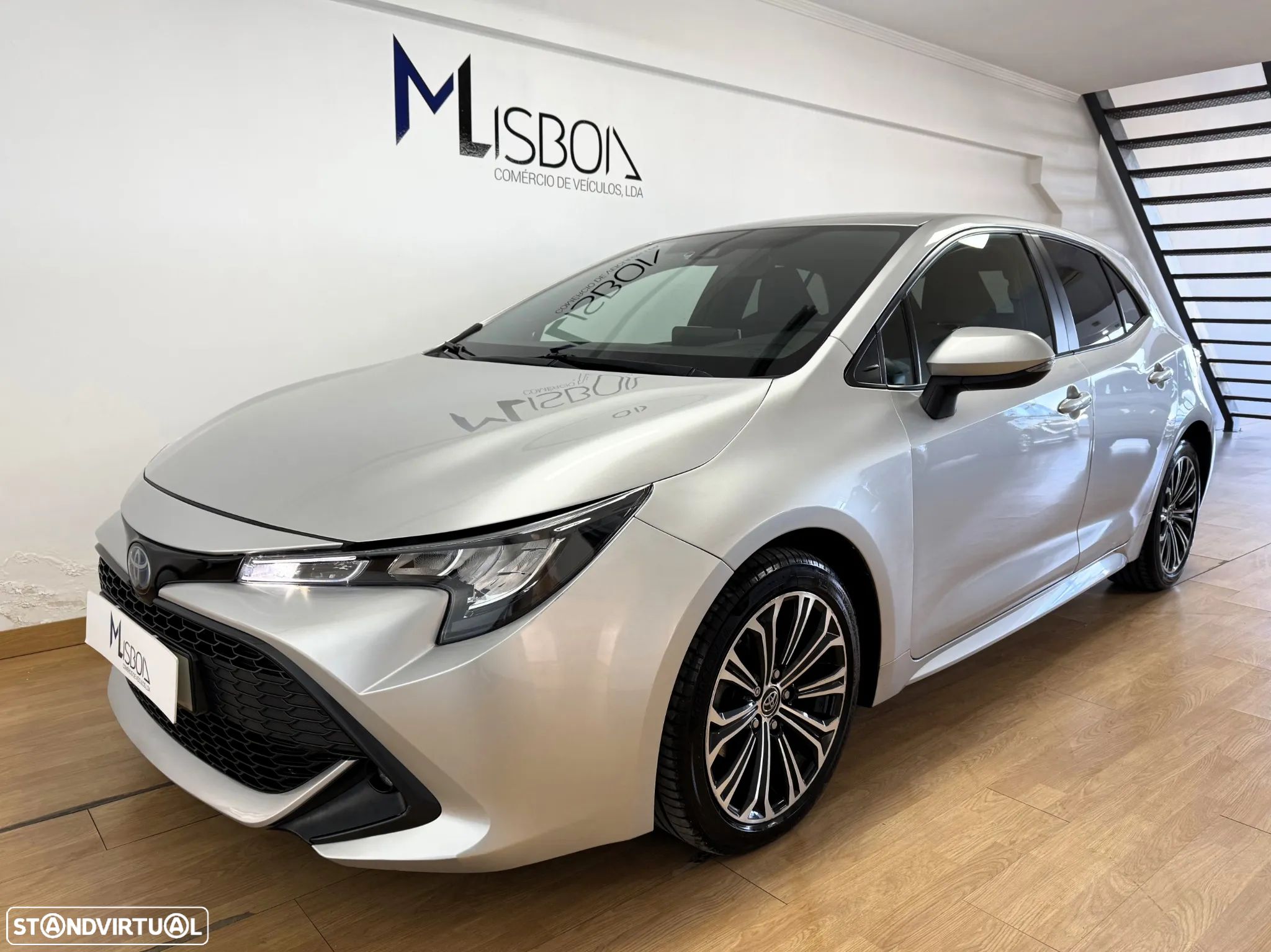 Toyota Corolla 1.8 Hybrid Comfort+P.Sport - 1