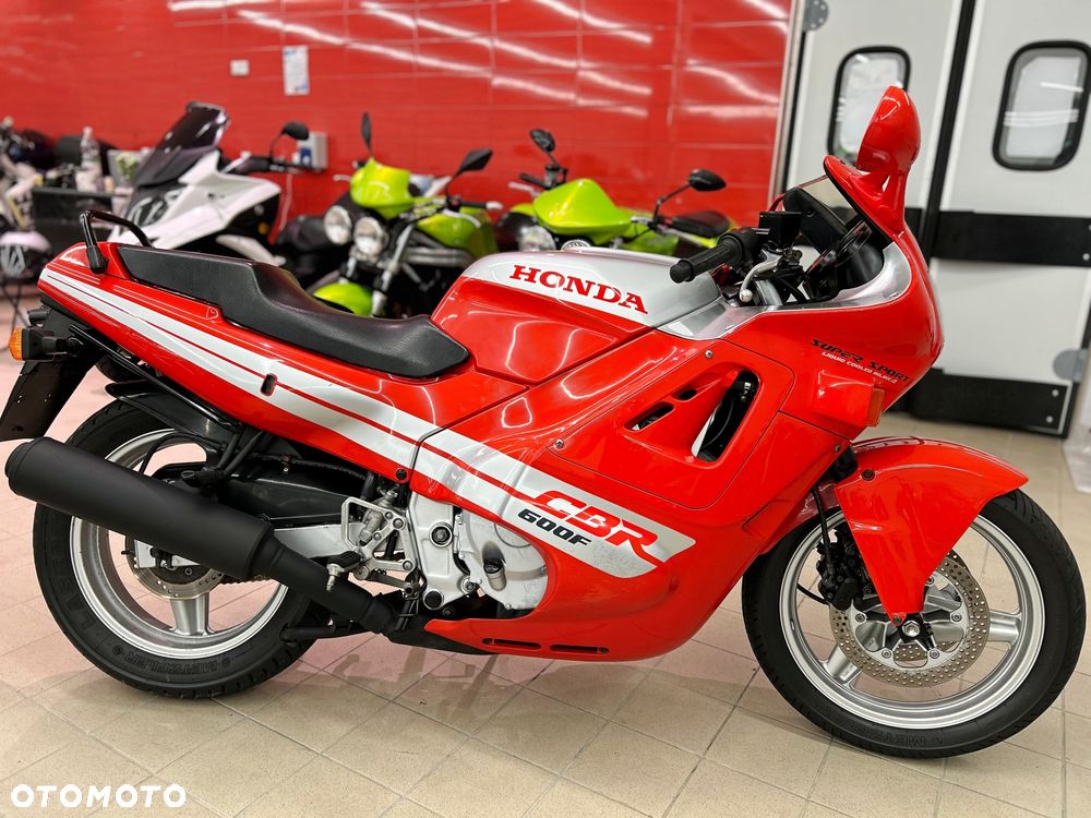 Honda CBR - 1