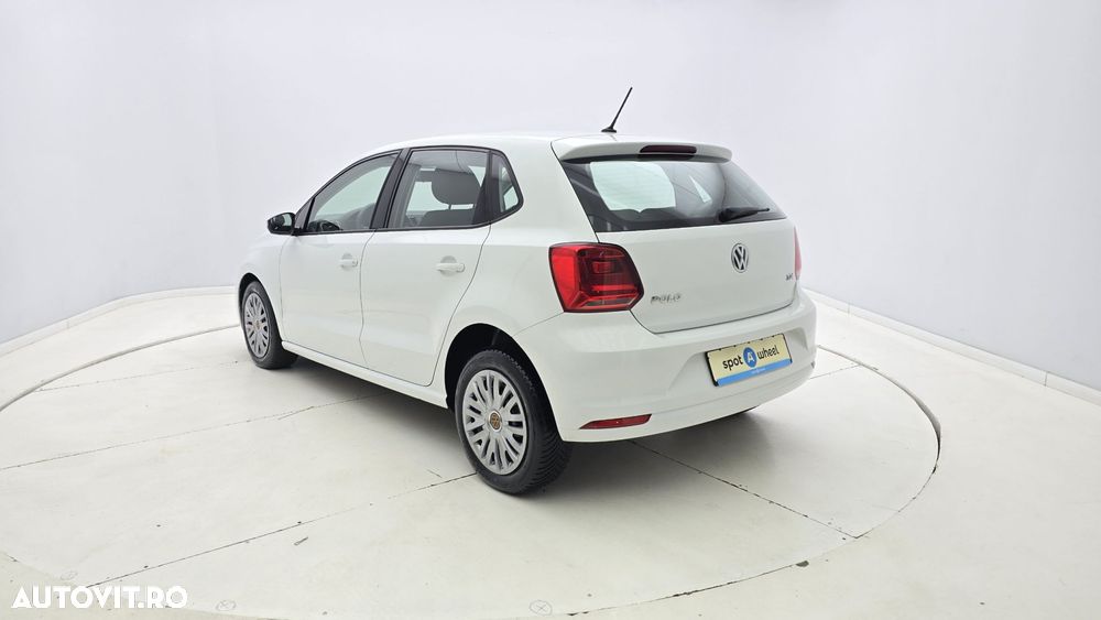 Volkswagen Polo - 8