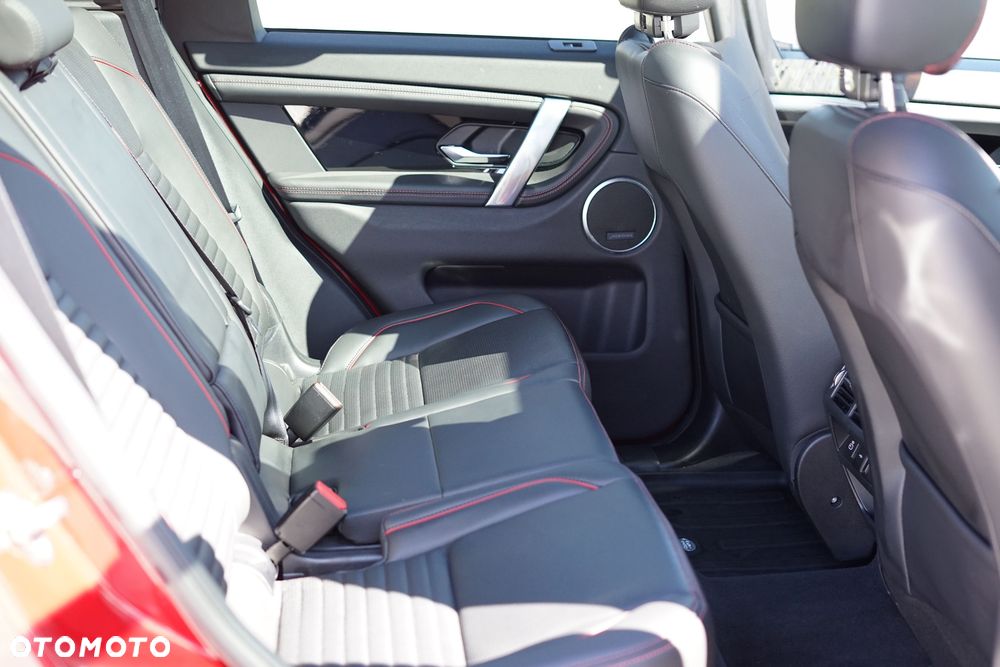 Land Rover Discovery Sport - 12