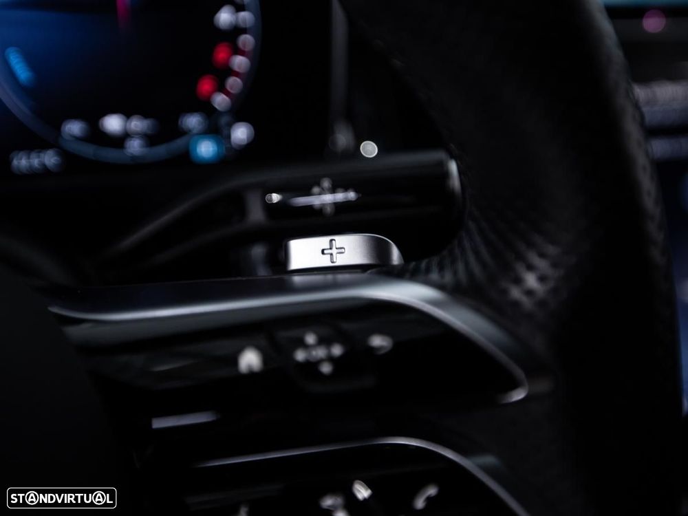 Mercedes-Benz E 300 de 4Matic 9G-TRONIC AMG Line - 21