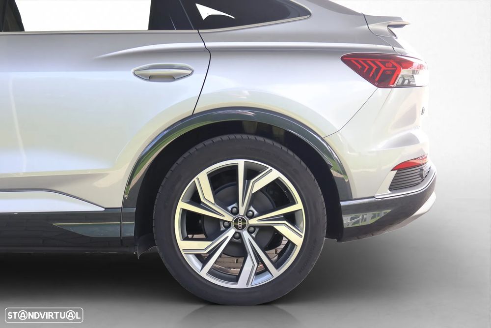 Audi Q4 Sportback e-tron - 12