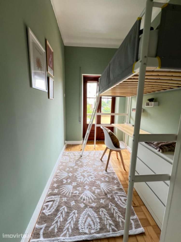 Quarto - localizado em Cidral Coimbra - Grande imagem: 2/13
