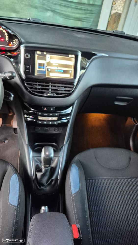 Peugeot 208 1.2 VTi Active - 11