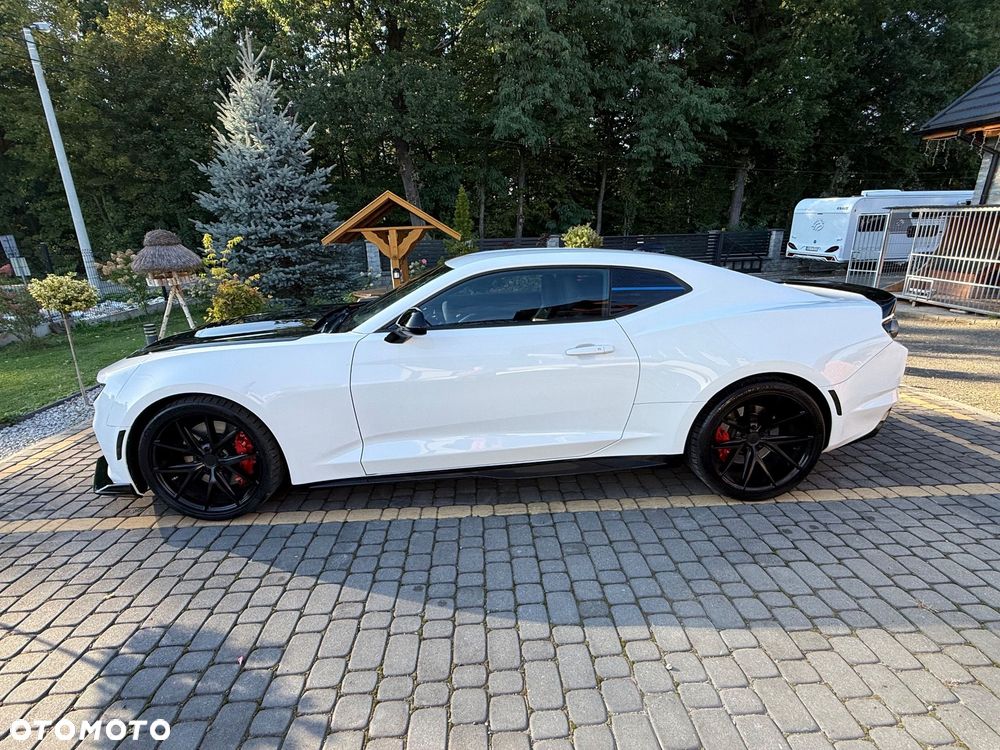 Chevrolet Camaro 2021 photo 2